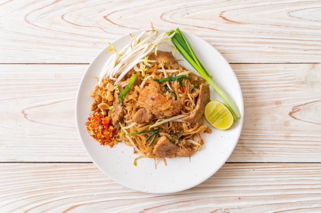 kuřecí pad thai